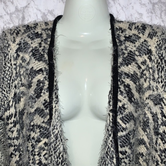DANI COLLECTION DRAPE FRONT CARDIGAN SWEATER BLACK AND WHITE LADIES SIZE  SMALL - Picture 5 of 8